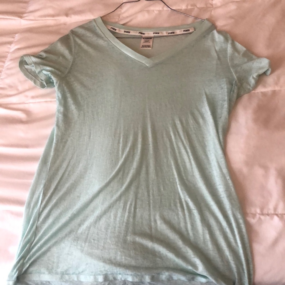 VS PINK t-shirt